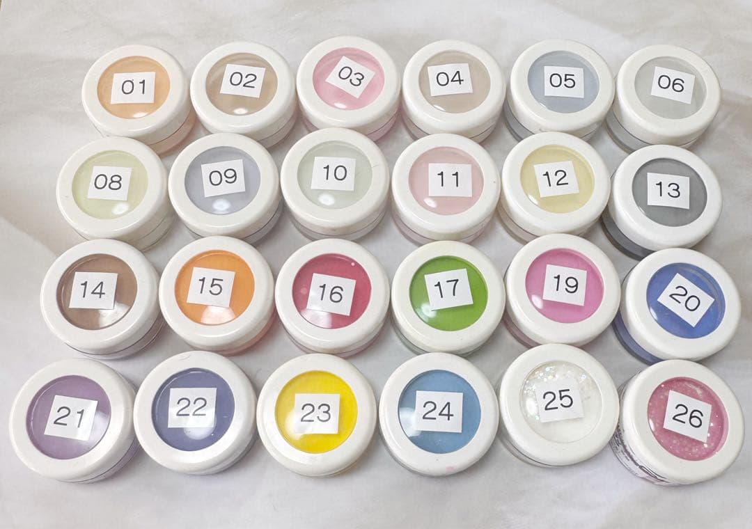 ⭐︎ほぼ新品⭐︎Harmonyアクリルパウダー45個　スカルプ