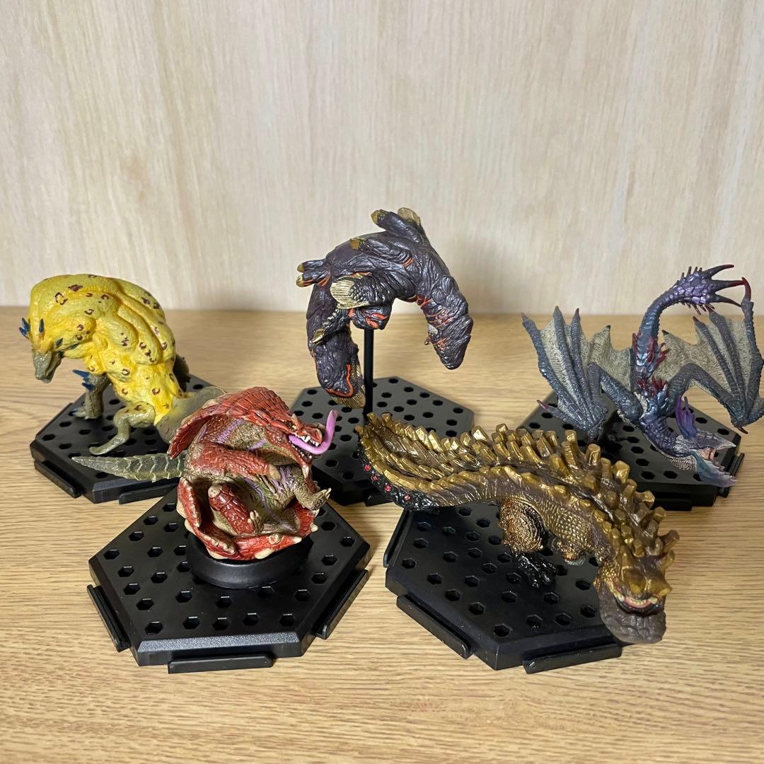 カプコンフィギュアビルダー モンスターハンター まとめ売り - メルカリ