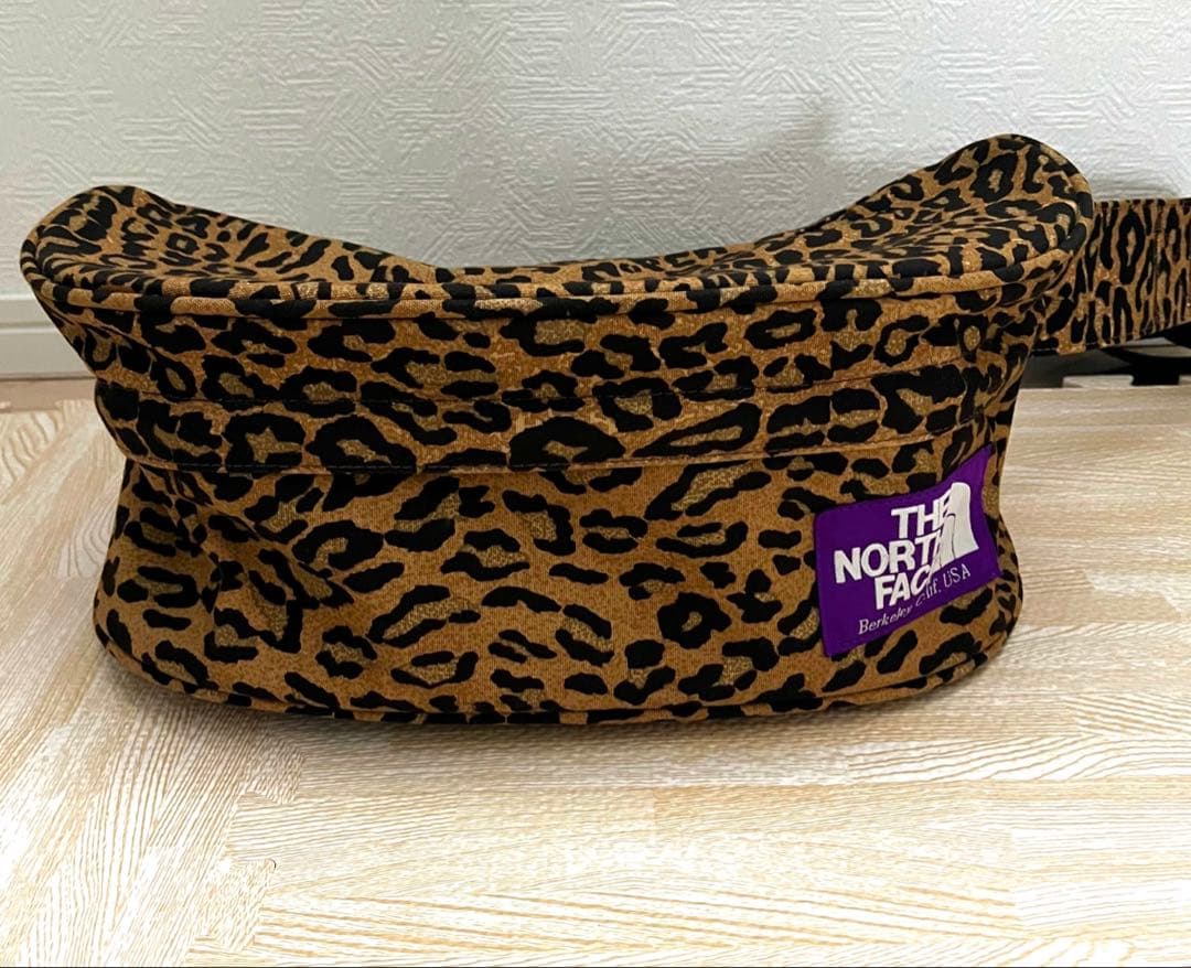 ぬぷす　美品　ノースフェイスパープルレーベル　レオパード　バッグ
