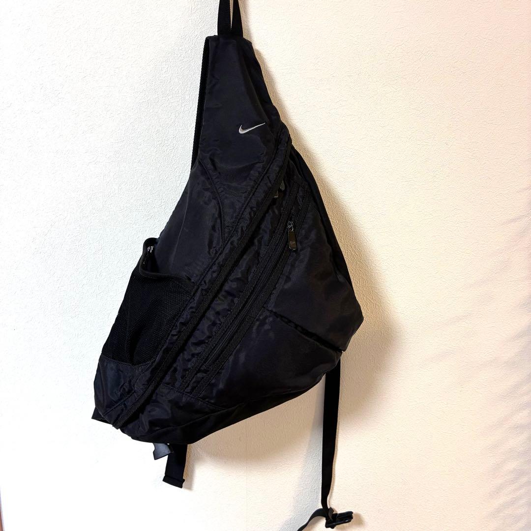 【美品】【レア】【y2k】old nike✴︎ワンショルダーバッグ　ブラック　黒