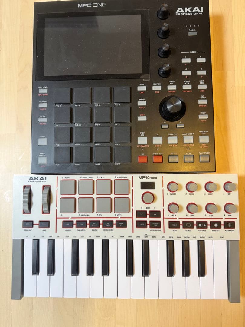 AKAI MPC ONE & MPK MINI MK4 セット