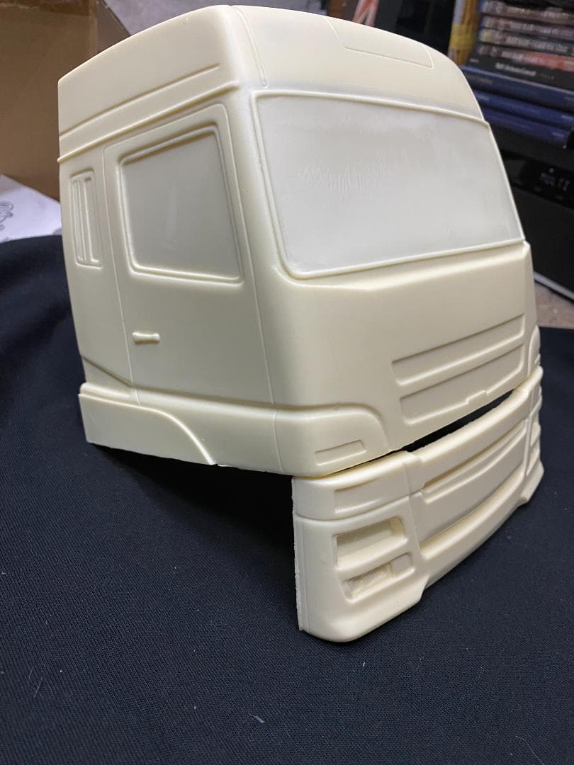 タミヤ　1/14スケール　ふそう　スーパーグレートキャビン