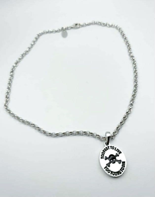 VivienneWestwood 2005 回顧展 限定 925ネックレス レア - メルカリ