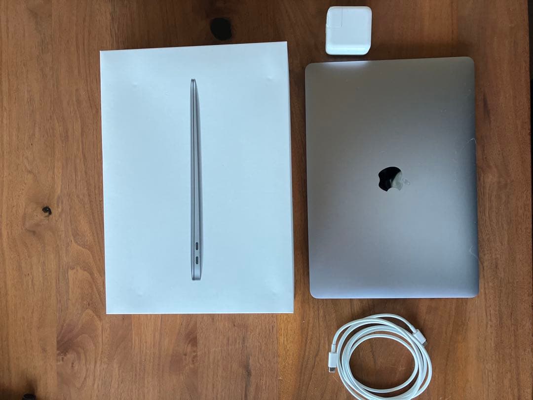 Apple MacBook Air M1 スペースグレー MacBook Air 13インチ 2020 M1 Cランク カラー：スペースグレイ
