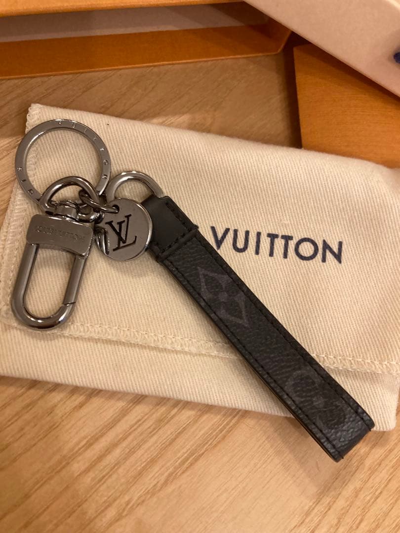 LOUIS VUITTON レザーキーリング - メルカリ