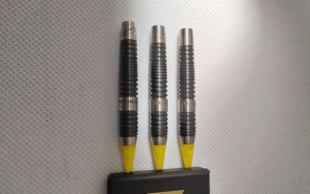 TRiNiDAD LAZY ZERO 松吉輝宗!超綺麗!新品同!ダーツセット - メルカリ