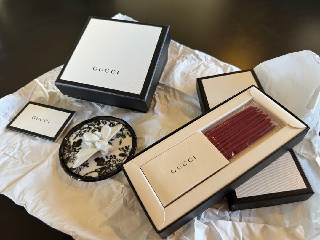 【新品】GUCCI ハーバリウムビーインセンスホルダー/お香セット