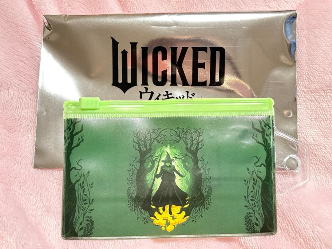 映画 ウィキッド 前売り特典 クリアマルチケース 第2弾 WICKED - メルカリ