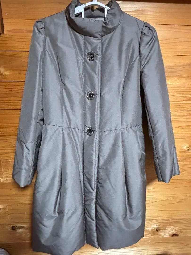 foxy DAISY LIN for FOXEY カーキダウンジャケット