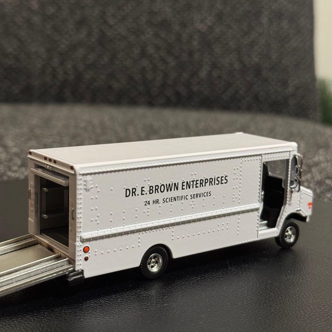 ドクのバン カスタム バックトゥザフューチャー デロリアン ② - メルカリ