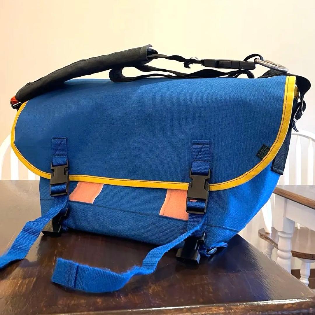 USA製 MER BROOKLYN NY メッセンジャーバッグ 青 ブルー