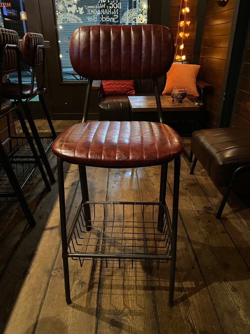 店舗カウンターチェア　赤茶色7脚