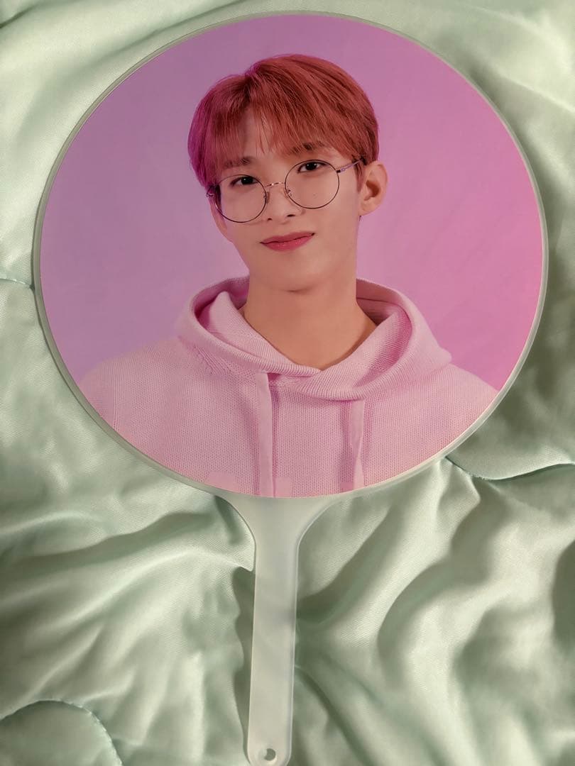 seventeen ドギョム うちわ 2023 Love follow