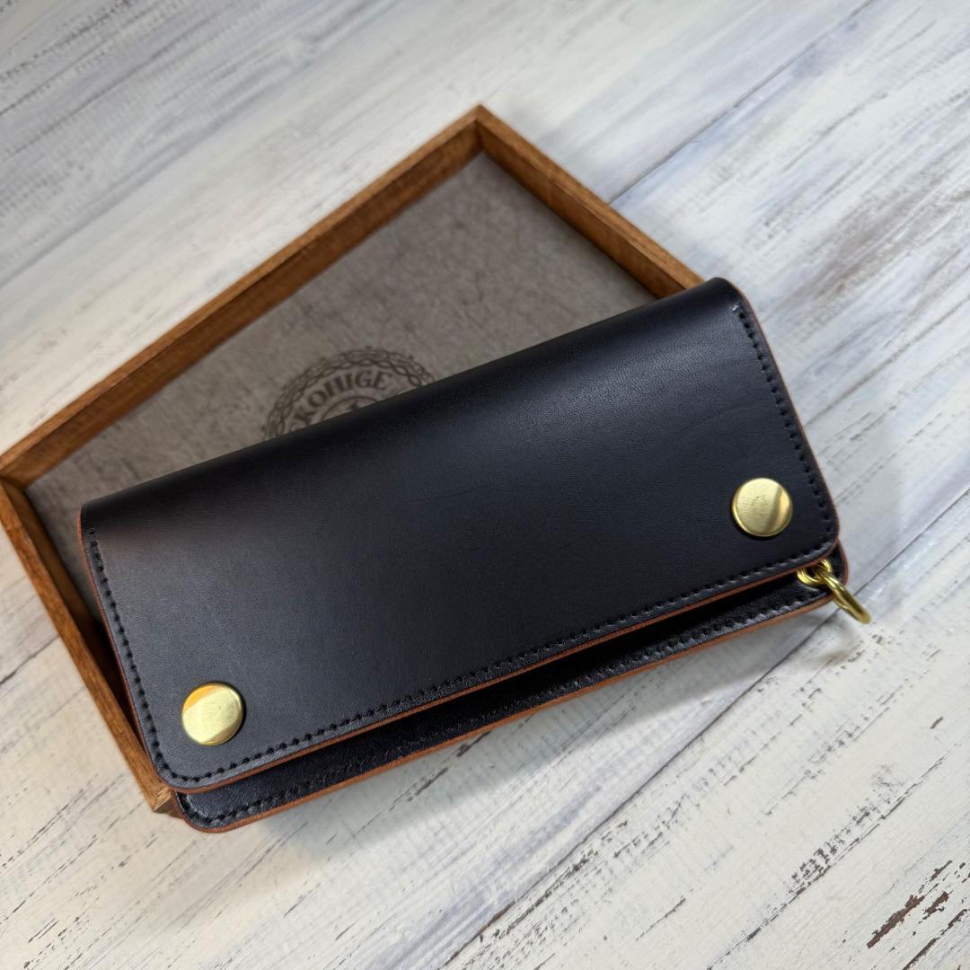 【トラッカーウォレット ロング 3層】 ブラック 茶芯 ゴールド ユニバーサル