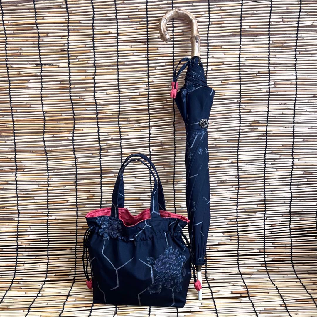 大島紬リメイク＊手作りおしゃれ日傘とお揃い巾着トート＊黒地花柄