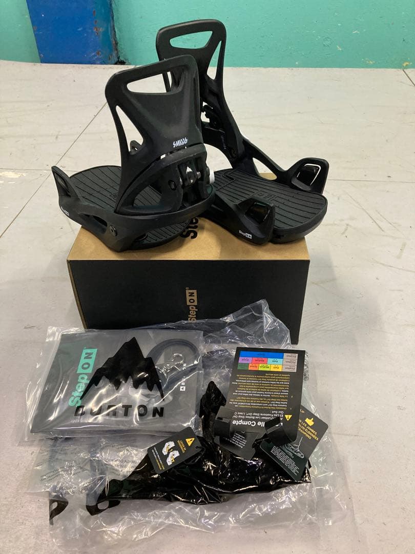 Step On スノーボードビンディング SMALL ブラック