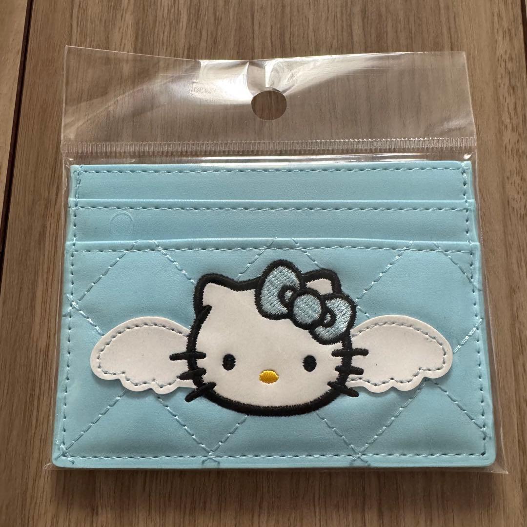 韓国限定】ハローキティ エンジェル カードケース - メルカリ