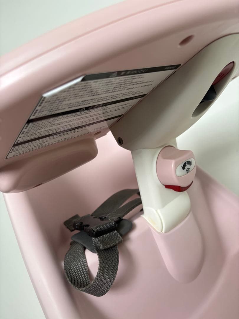 ベビービョルン ハイチェア ピンク 食事 椅子 ベビーチェア - メルカリ