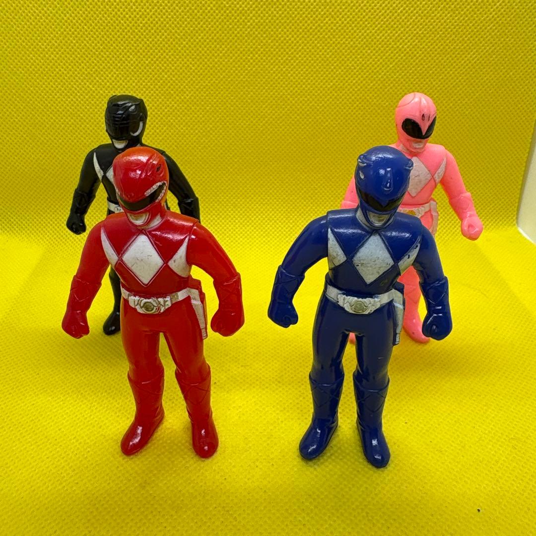 恐竜戦隊ジュウレンジャー ミニソフビ4体セット当時品 - メルカリ