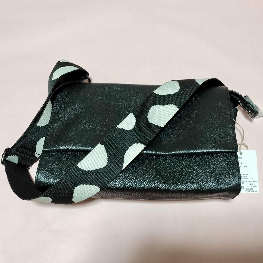 【新品】イアパピヨネ ダルメシアン ワイドテープボディバッグ イアパピヨネ ワイドテープショルダーバッグ ボディバッグ