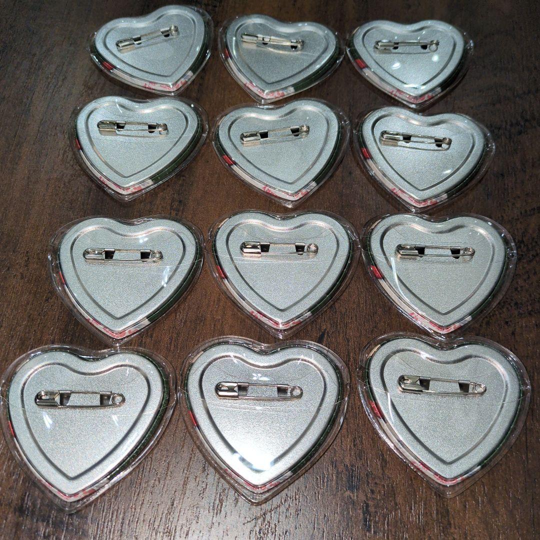 すとぷり 苺文化祭 缶バッジ 莉犬 - メルカリ