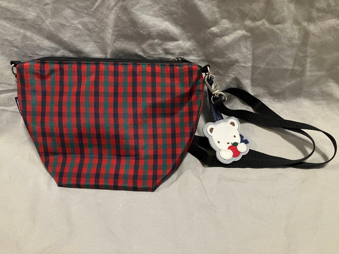 ファミリア　舟型ショルダー