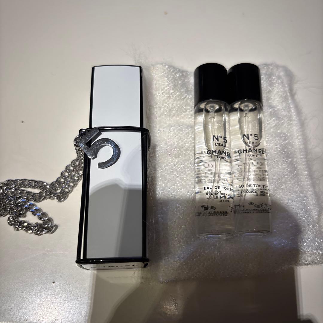 シャネルNo.5 ローオードゥトワレットパーススプレイチャームチェーン