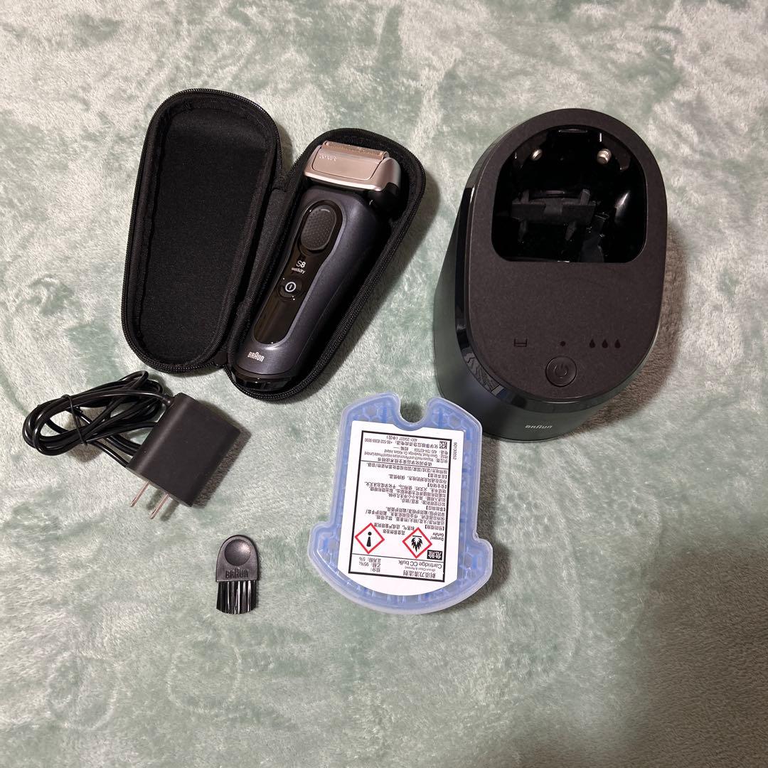 BRAUN Series8 電気シェーバー