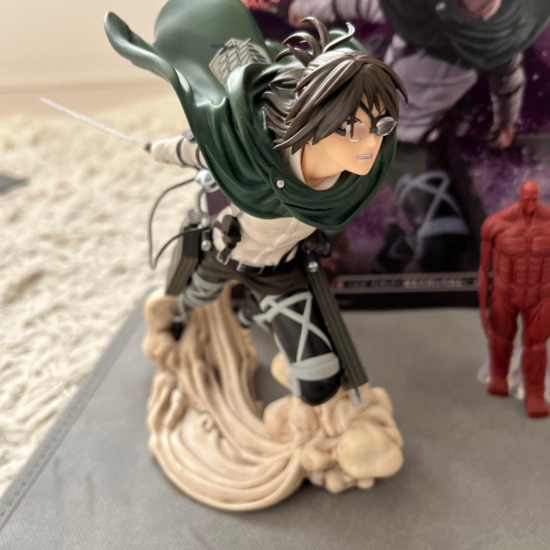 一番くじ 進撃の巨人 地鳴らし C賞 ハンジ・ゾエ 地ならし巨人2体