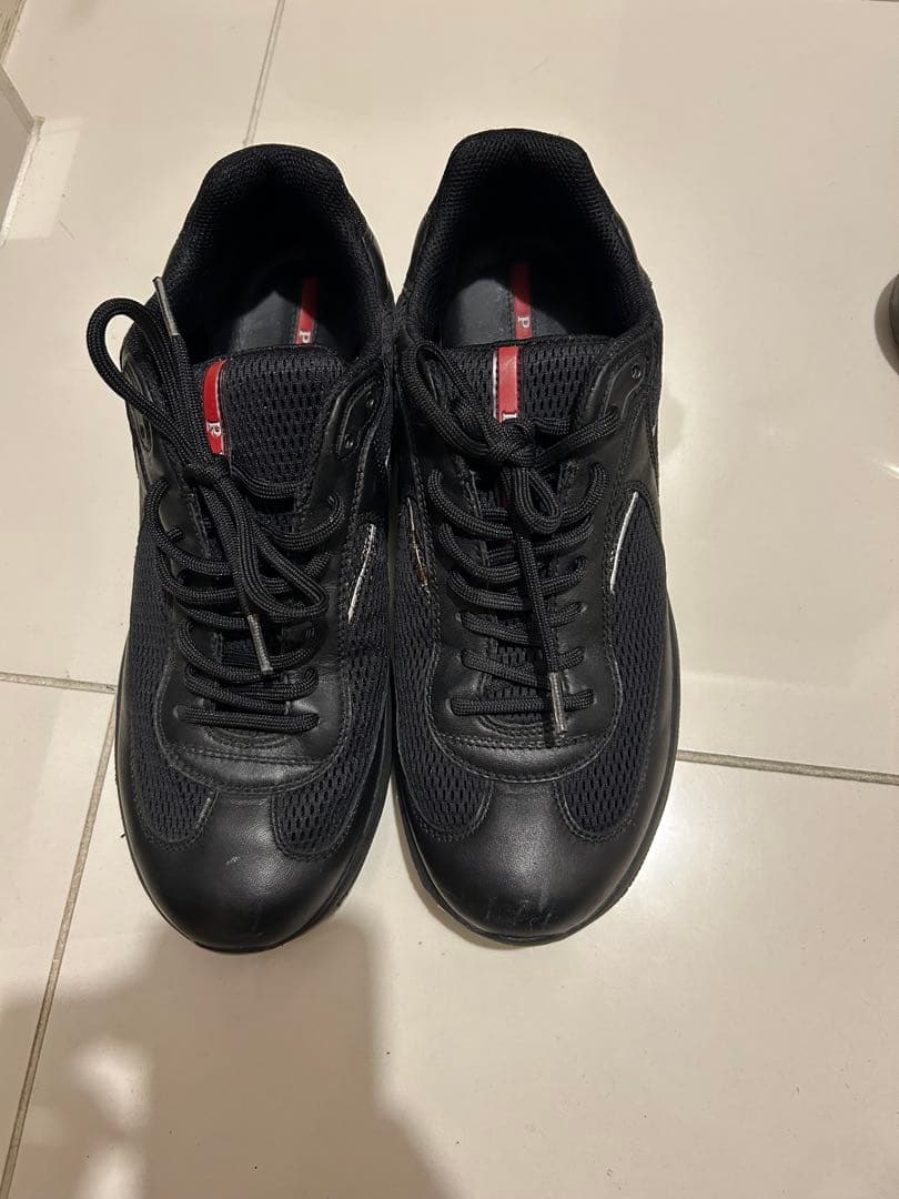 PRADA ブラック スニーカー