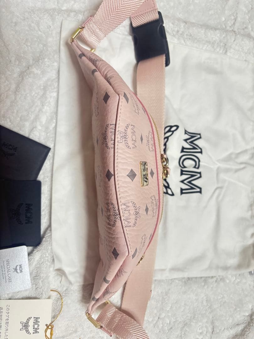MCM ピンク ボディバッグ・ウエストポーチ