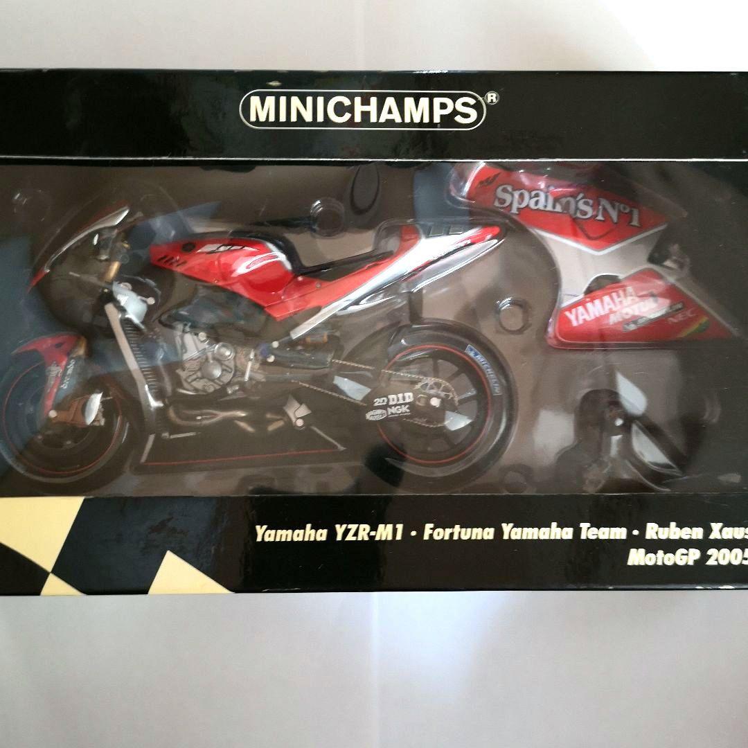 スポーツ MINICHANPS 1/12 YAMAHA YZR-M1 2005