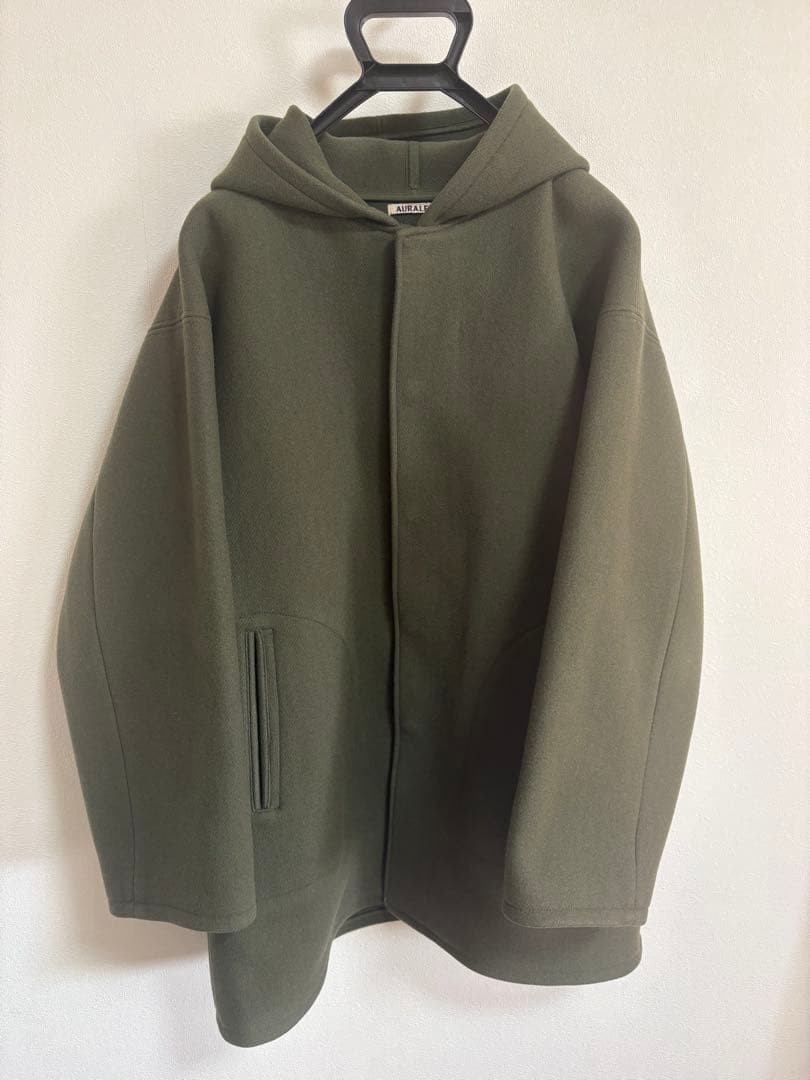 オーラリー コートAURALEE HEAVY MELTON HOODEDCOAT