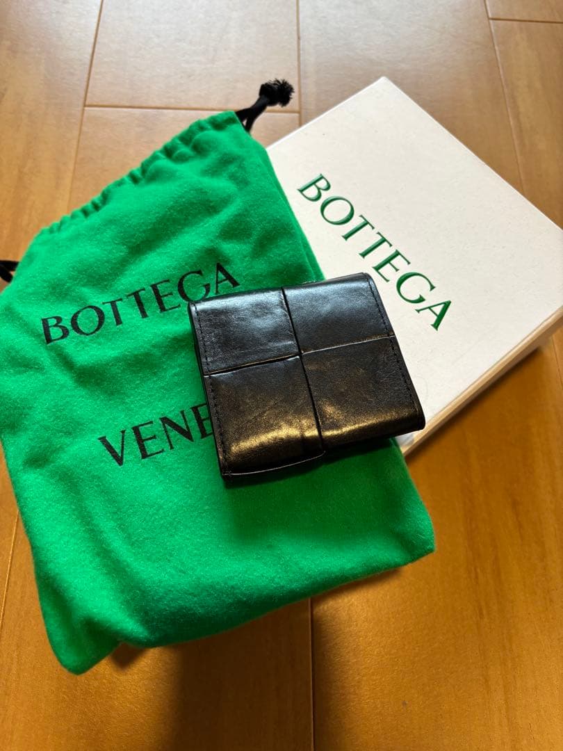 【値下げしました！】BOTTEGA VENETA 折りたたみケース