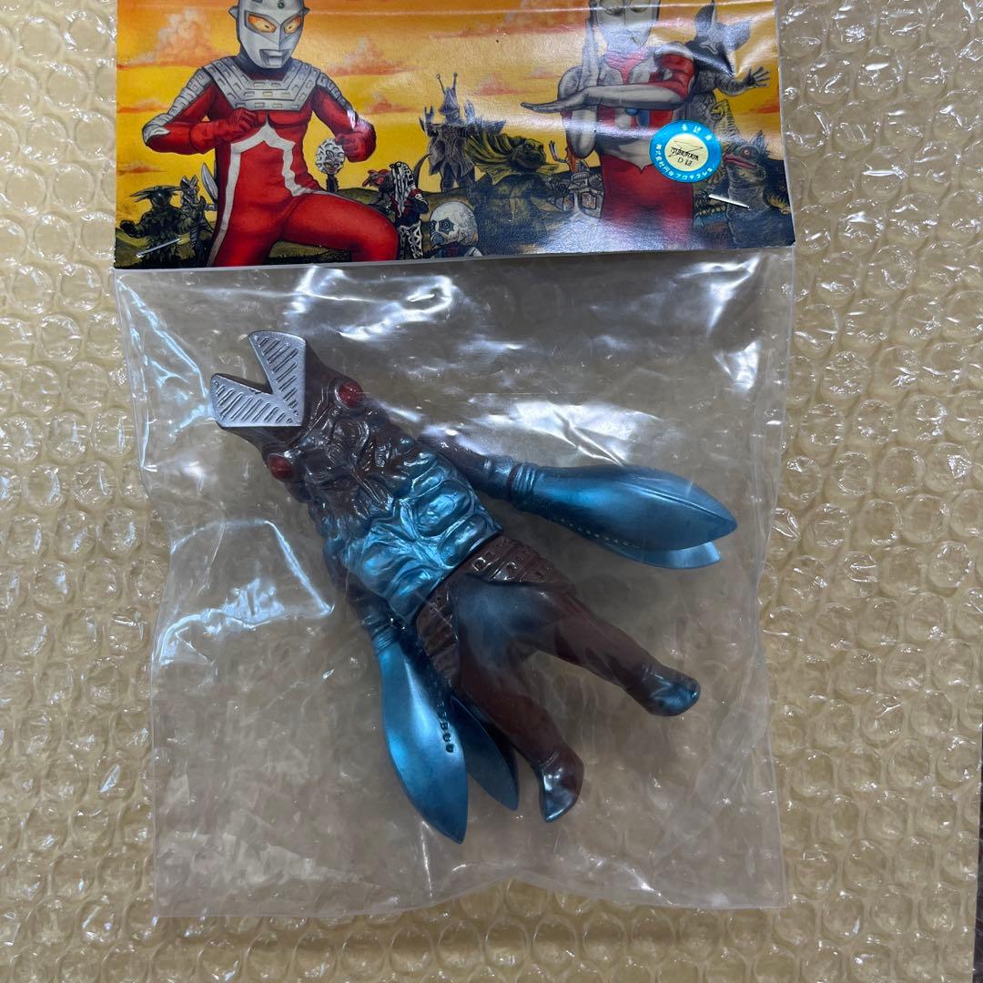 バルタン星人　MAXTOY　円谷プロ　ミニソフビ怪獣倉庫シリーズ