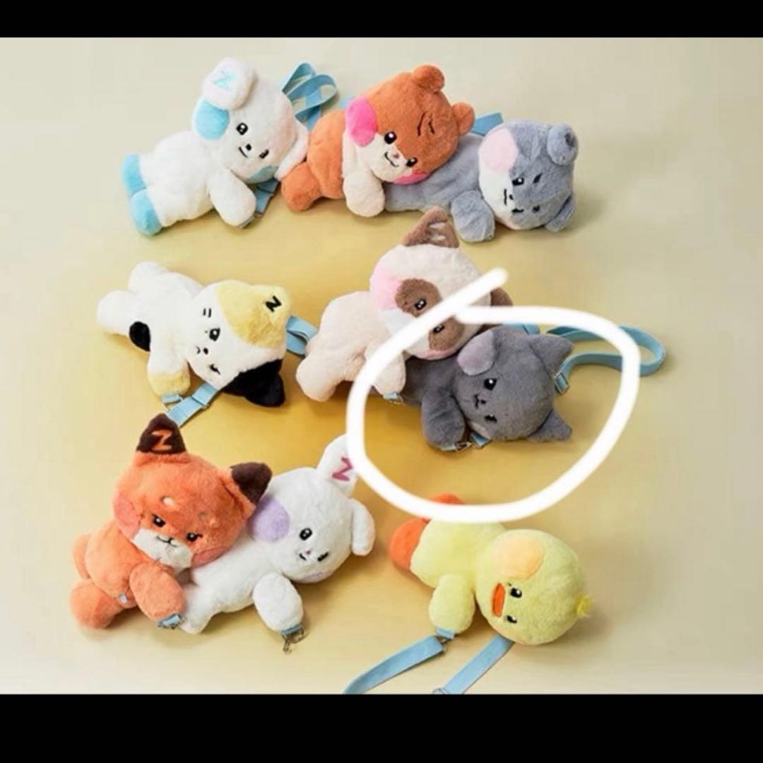 zeroni ウンニニ フラットぬいぐるみ - メルカリ