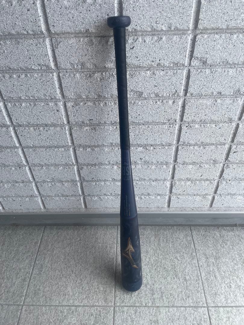 ミズノ ビヨンドマックスレガシー　少年軟式バット ネイビー 約80cm 軟式用ビヨンドマックスレガシー ミドル(FRP製／85cm／平均750g