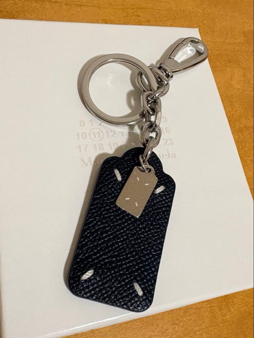 Maison Margiela ⭐︎レザー タグ型 キーホルダー