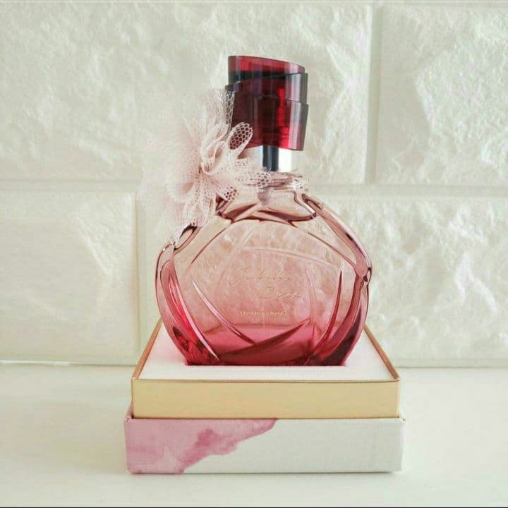 ハウスオブローゼ ジュビリーローズ オードパルファム