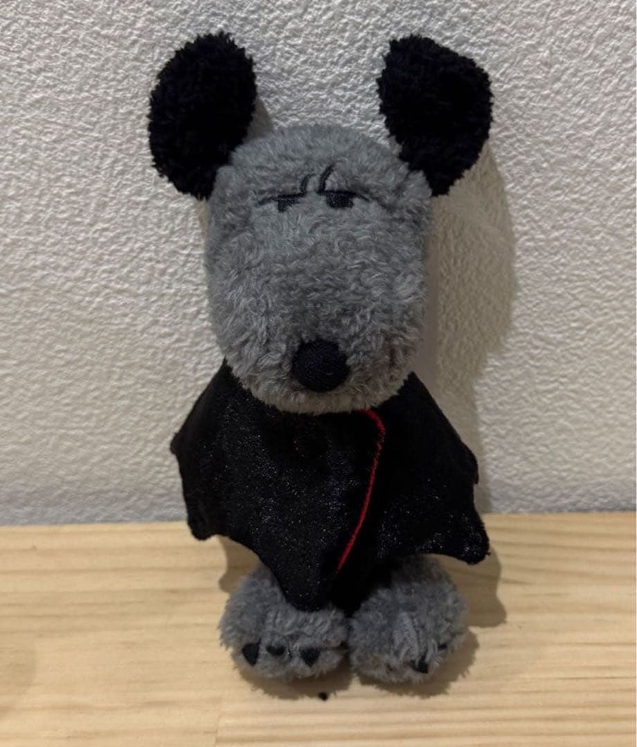 usj スヌーピー ハロウィン ホラーナイト ユニバ ピーナッツ コウモリ