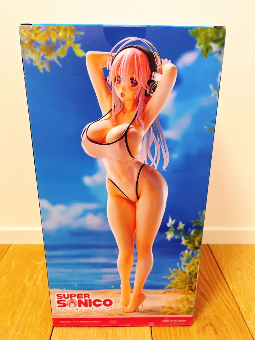 専用　WAVE すーぱーそに子　ビキニフィギュア　クリスマスエディション