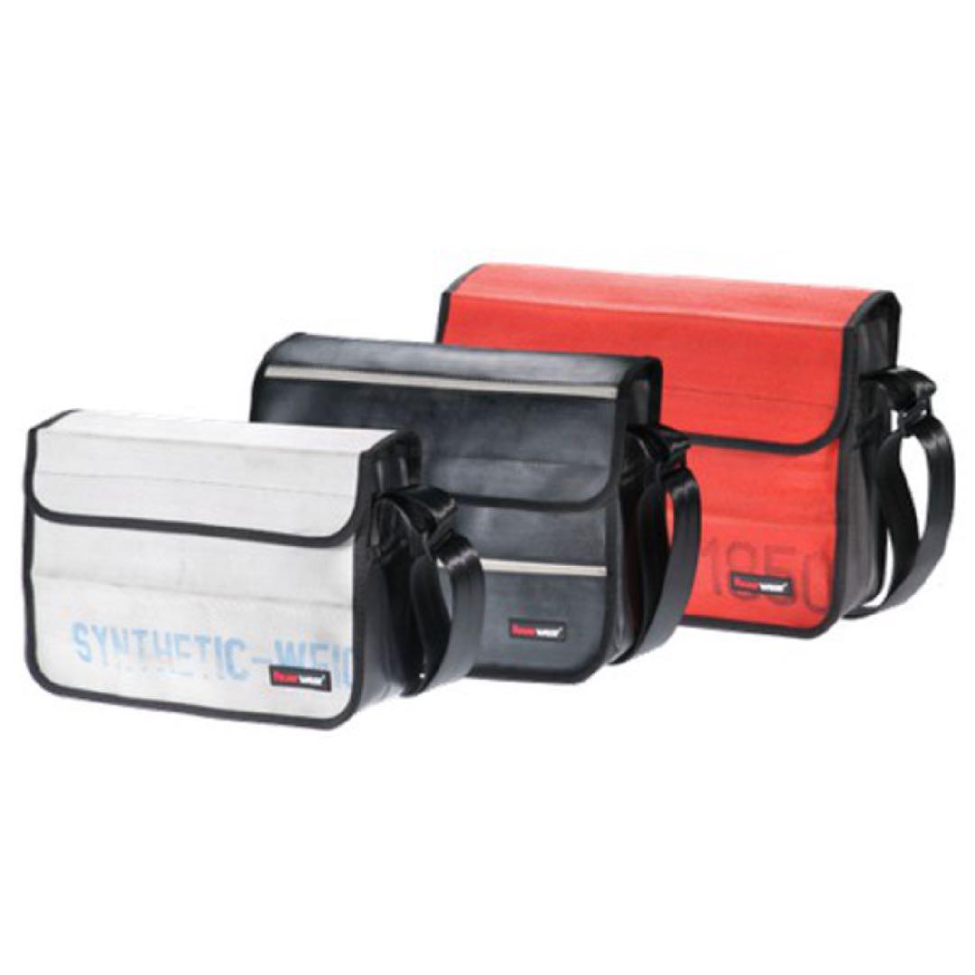 Feueewear ドイツ製 消防ホースで作られた パソコンバッグ