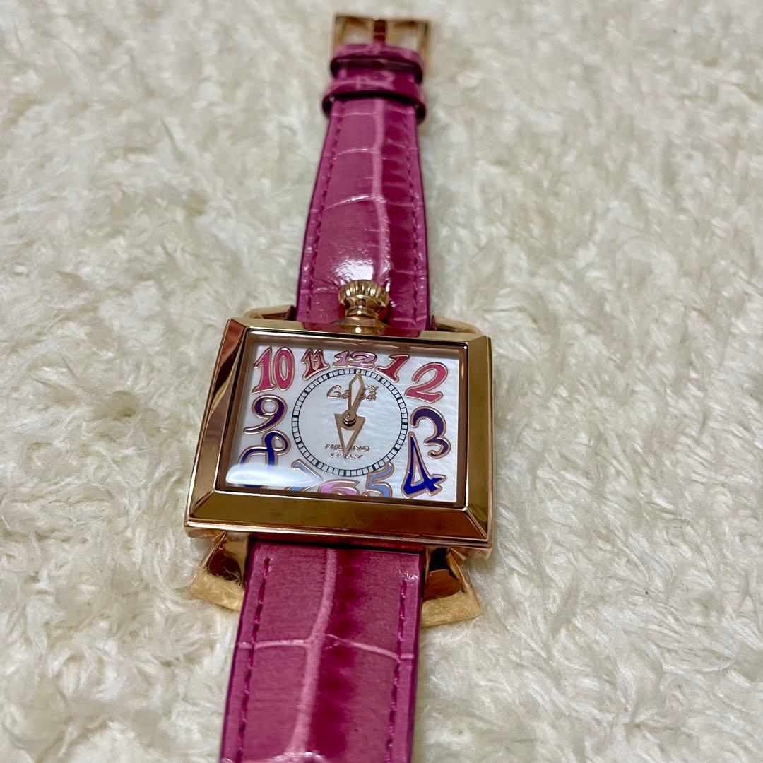 GaGa MILANO ガガミラノ ナポレオーネ 腕時計 スクエア ピンク - メルカリ