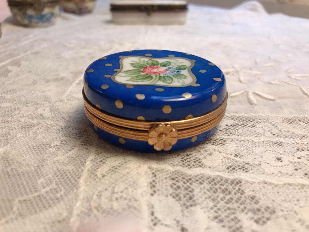 リモージュ ロイヤルブルーのピルケース - メルカリ