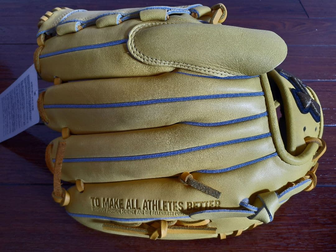 Under Armour 野球グローブ レモンイエロー軟式投手用 UNDER ARMOUR