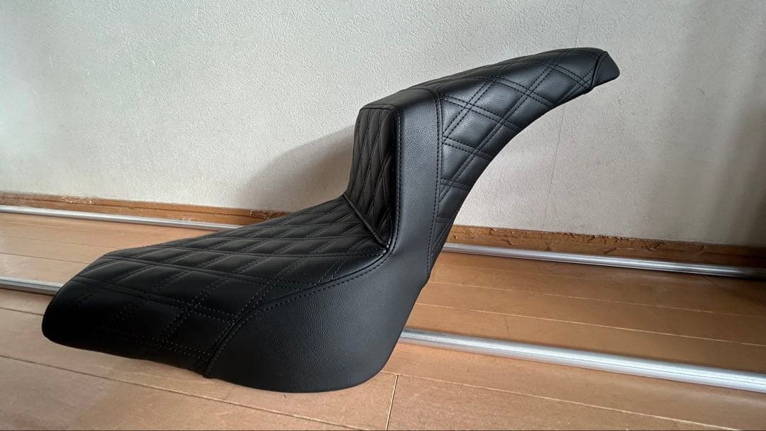 サドルマン　シート