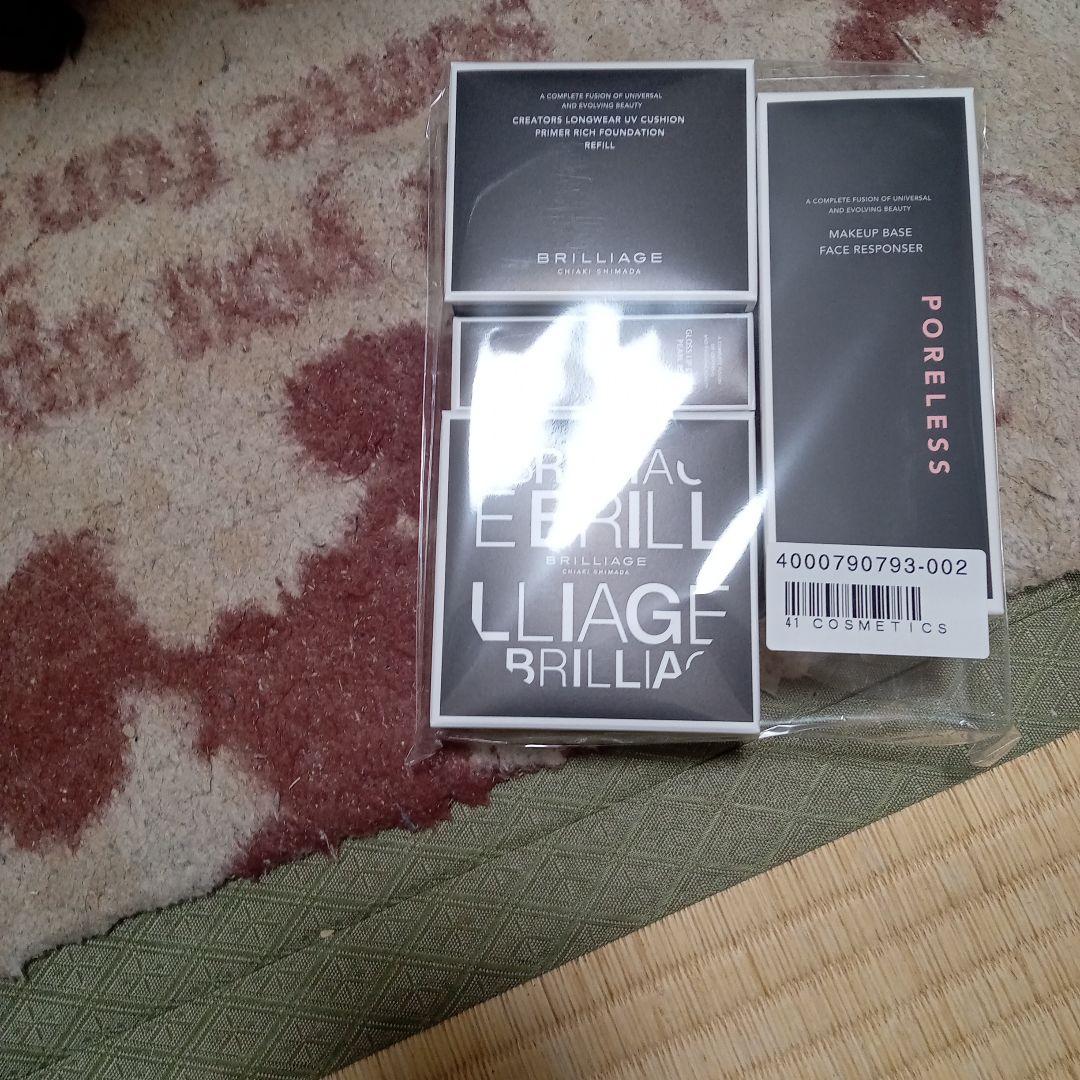BRILLIAGE ポアレス化粧下地、ファンデーション、グロス
