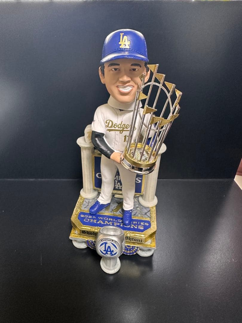 大谷ボブルヘッド2024 World Series Champions(激レア) - メルカリ