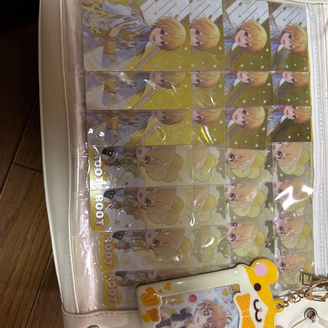 すとぷりるぅとくん痛バッグ - メルカリ