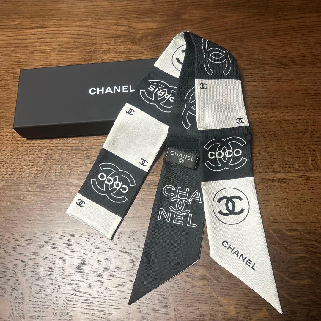 新品未使用】CHANELノベルティスカーフ - メルカリ